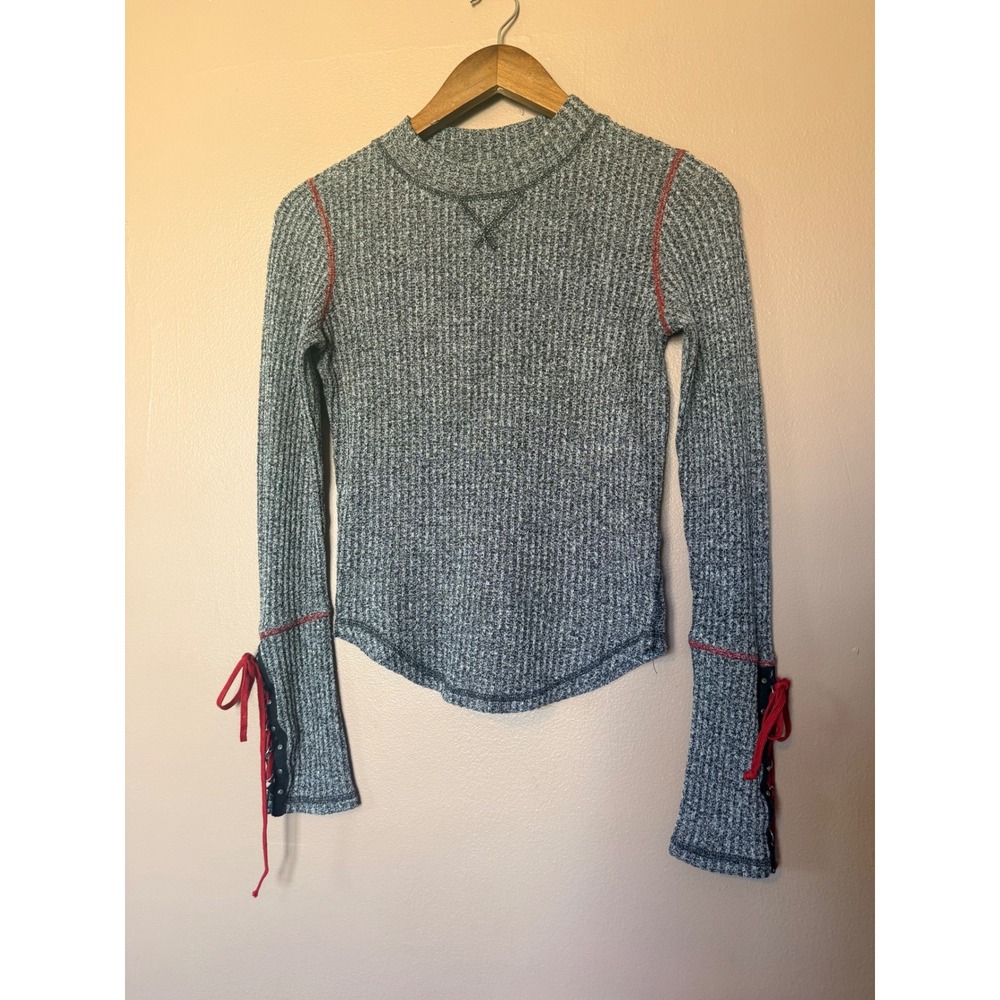 Free People Small Gray Waffle Knit Thermal Top Lace Up Sleeve Red Stitching